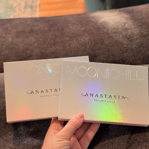 Anastasia Beverly Hills Moonchild Palette with Iridescent Shine